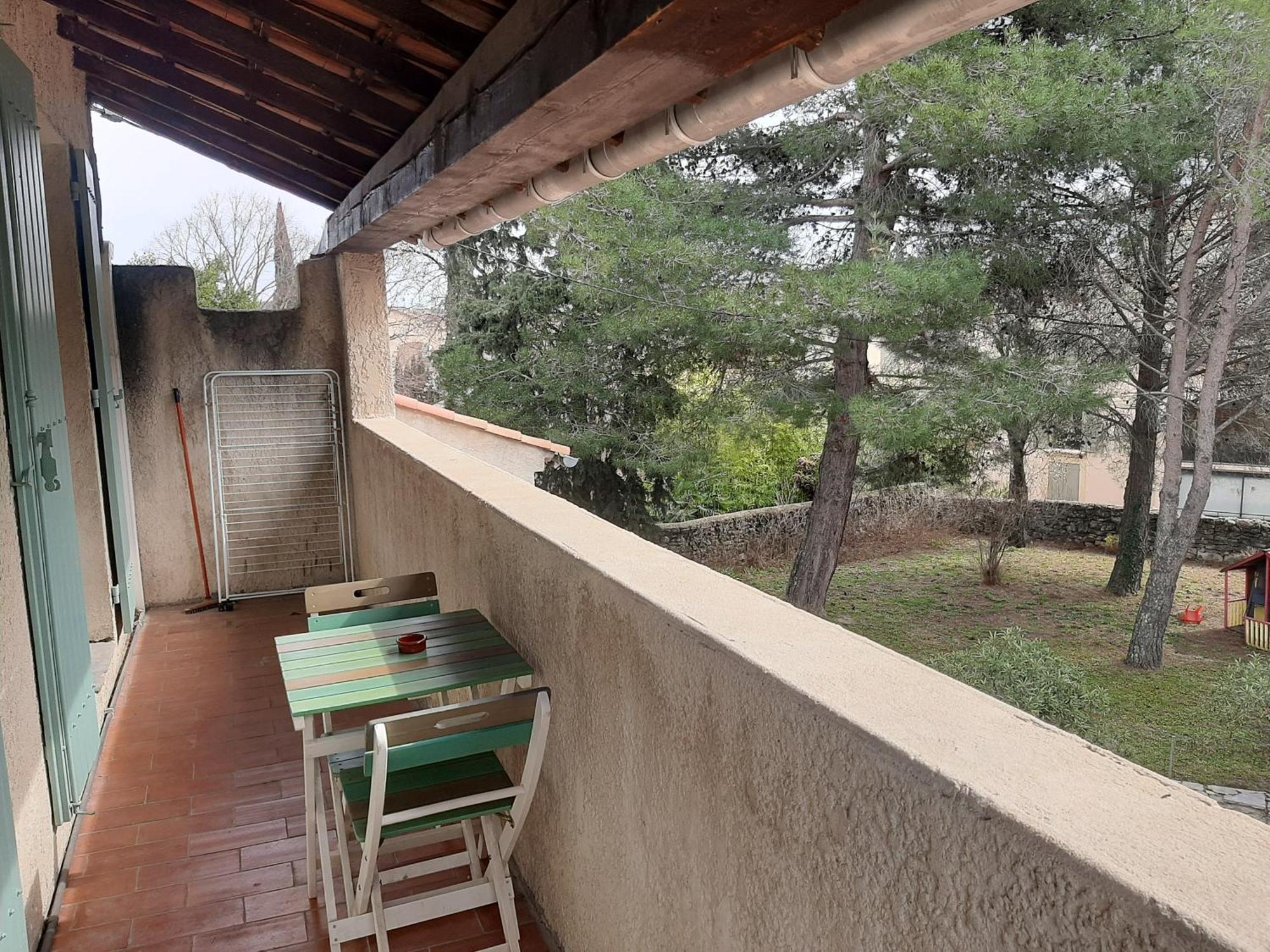 Appartement Avec Grand Jardin Et Parking, Юзес Екстер'єр фото